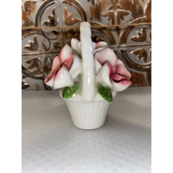Mini Vintage Porcelain Pink and white Flower Basket Capodimonte Style - Picture 3 of 6
